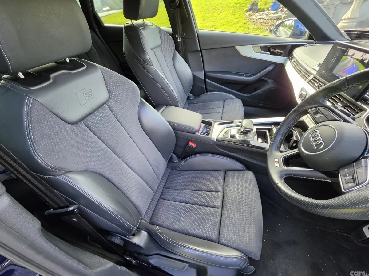 Audi A4 Saloon, Diesel, 2022, Blue