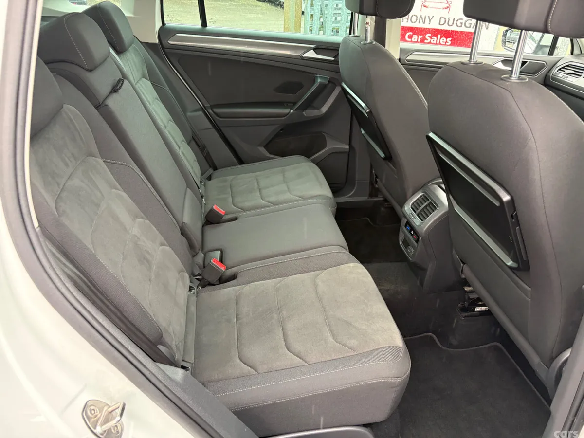 Volkswagen Tiguan SUV, Diesel, 2017, White