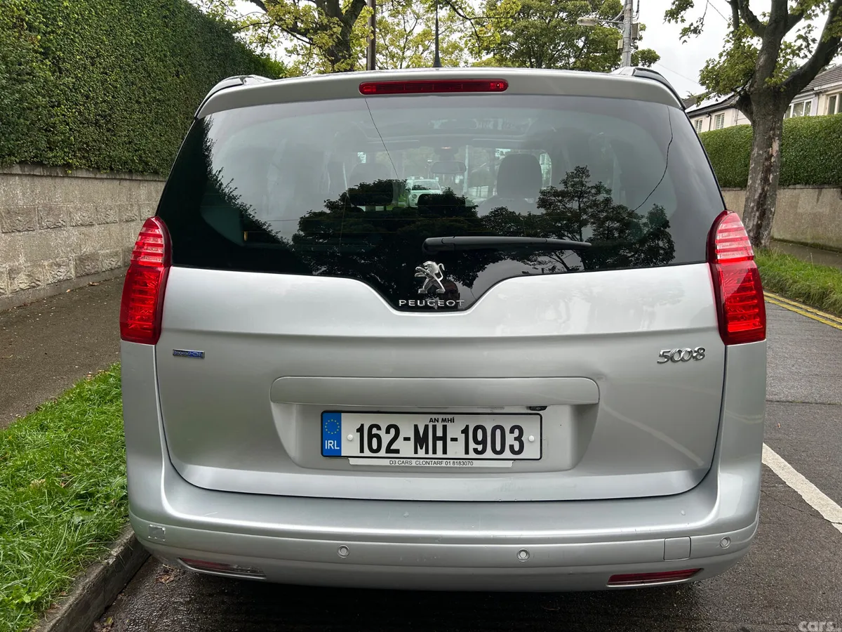 Peugeot 5008 MPV, Diesel, 2016, Silver