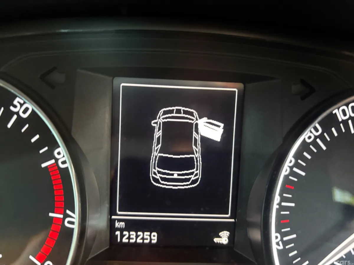 Skoda Fabia Hatchback, Petrol, 2018, Blue