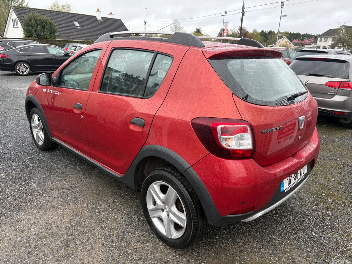 Dacia Sandero Stepway Hatchback, Diesel, 2016, Red