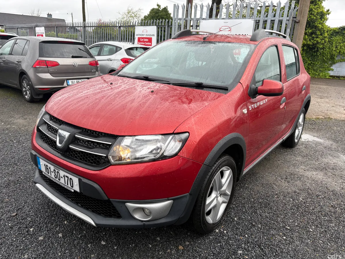 Dacia Sandero Stepway Hatchback, Diesel, 2016, Red