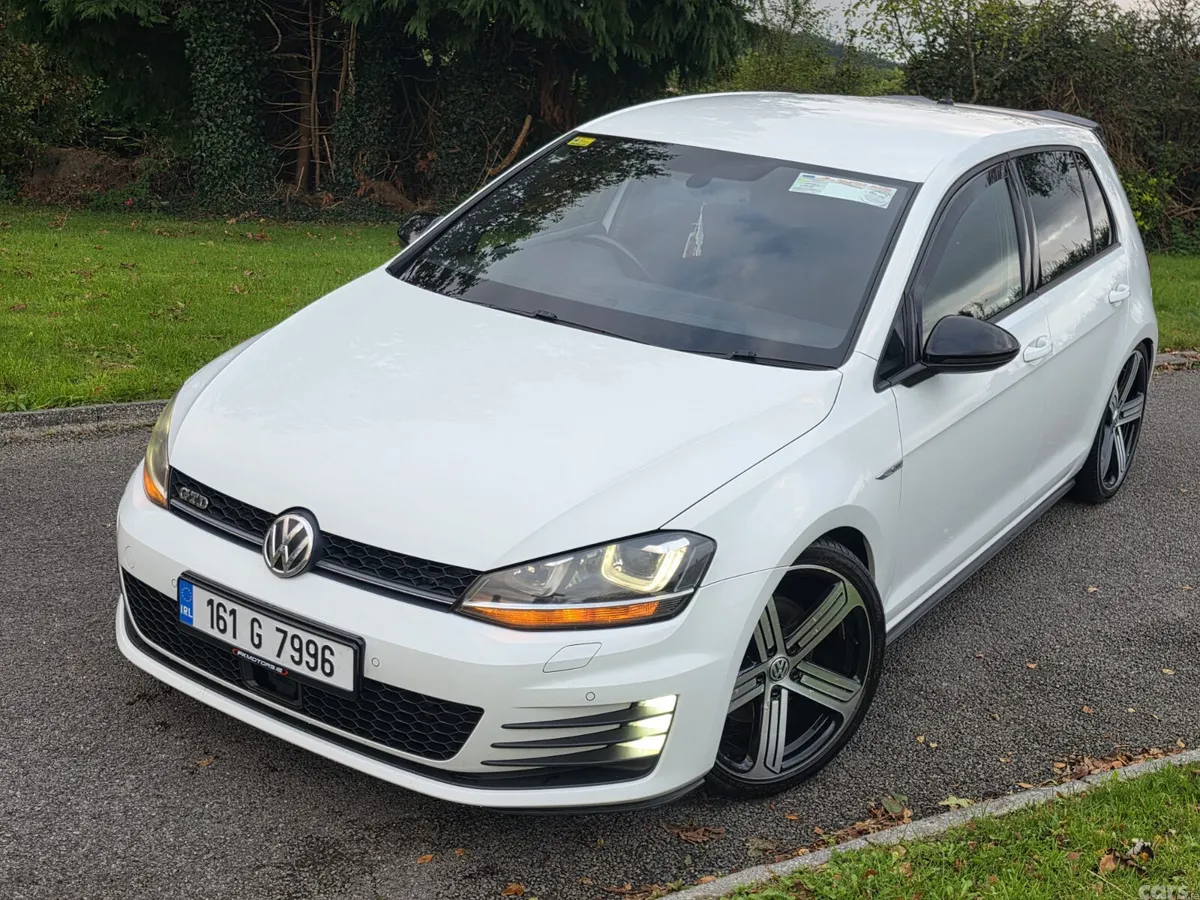 Volkswagen Golf Hatchback, Diesel, 2016, White