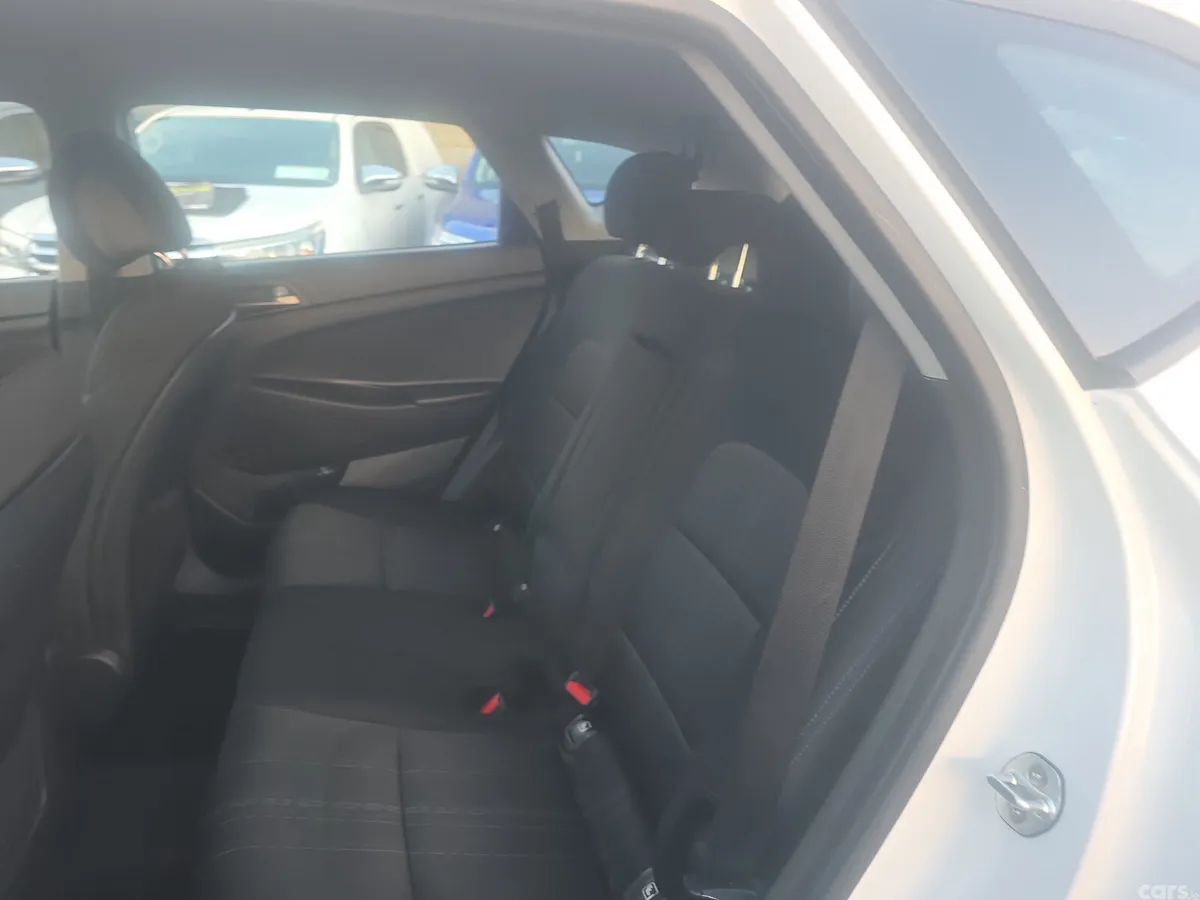 Hyundai Tucson SUV, Diesel, 2017, White