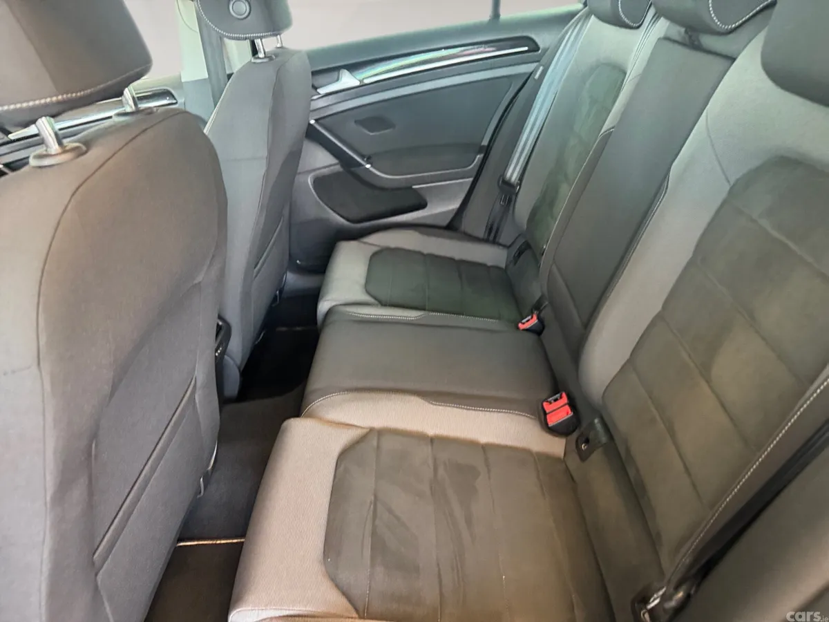 Volkswagen Golf Hatchback, Petrol, 2019, Black