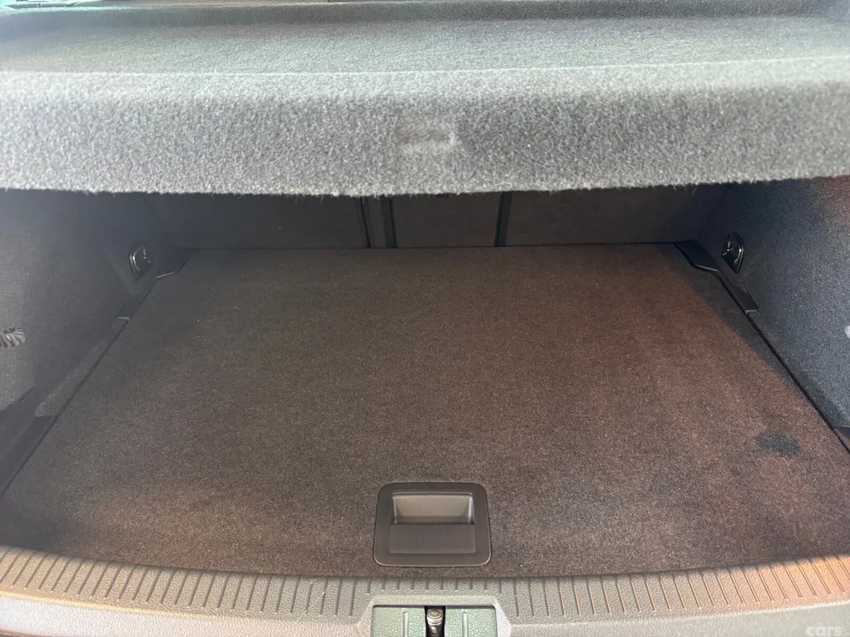 Volkswagen Golf Hatchback, Petrol, 2019, Black