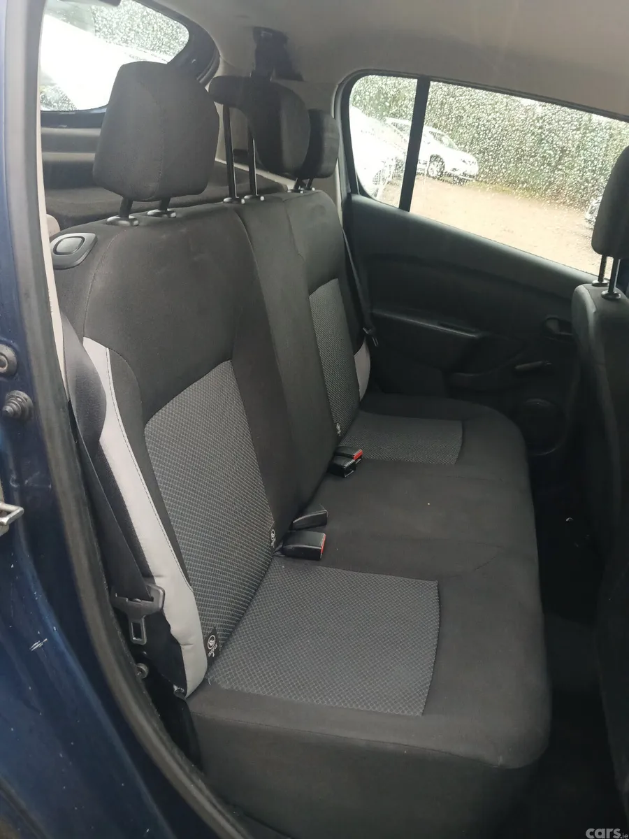 Dacia Sandero Hatchback, Petrol, 2016, Blue