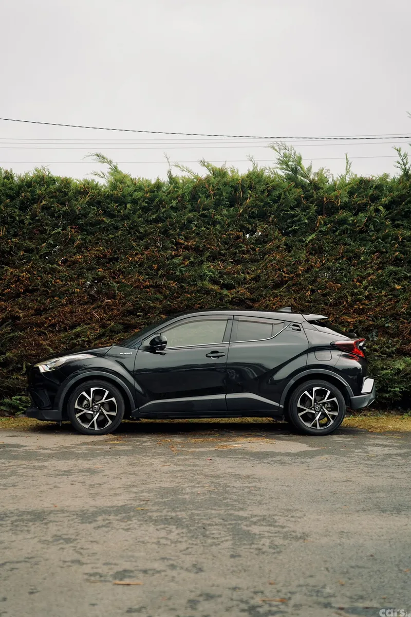 Toyota C-HR SUV, Petrol Hybrid, 2017, Black