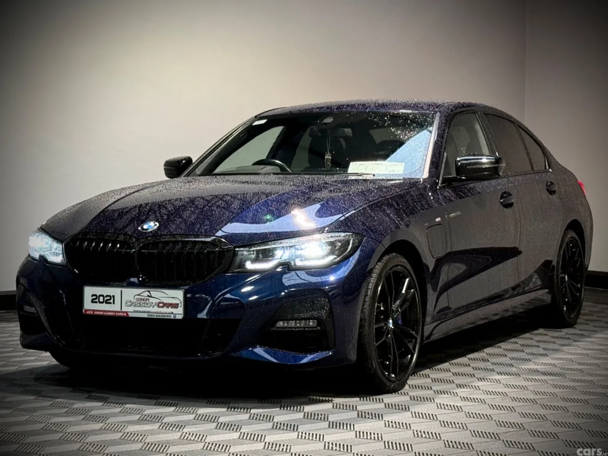 BMW 3-Series Saloon, Petrol Hybrid, 2021, Blue
