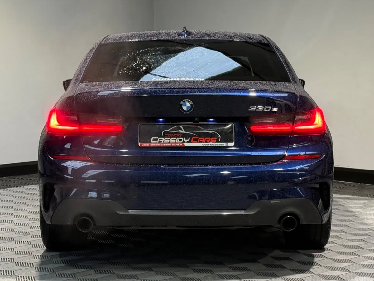 BMW 3-Series Saloon, Petrol Hybrid, 2021, Blue