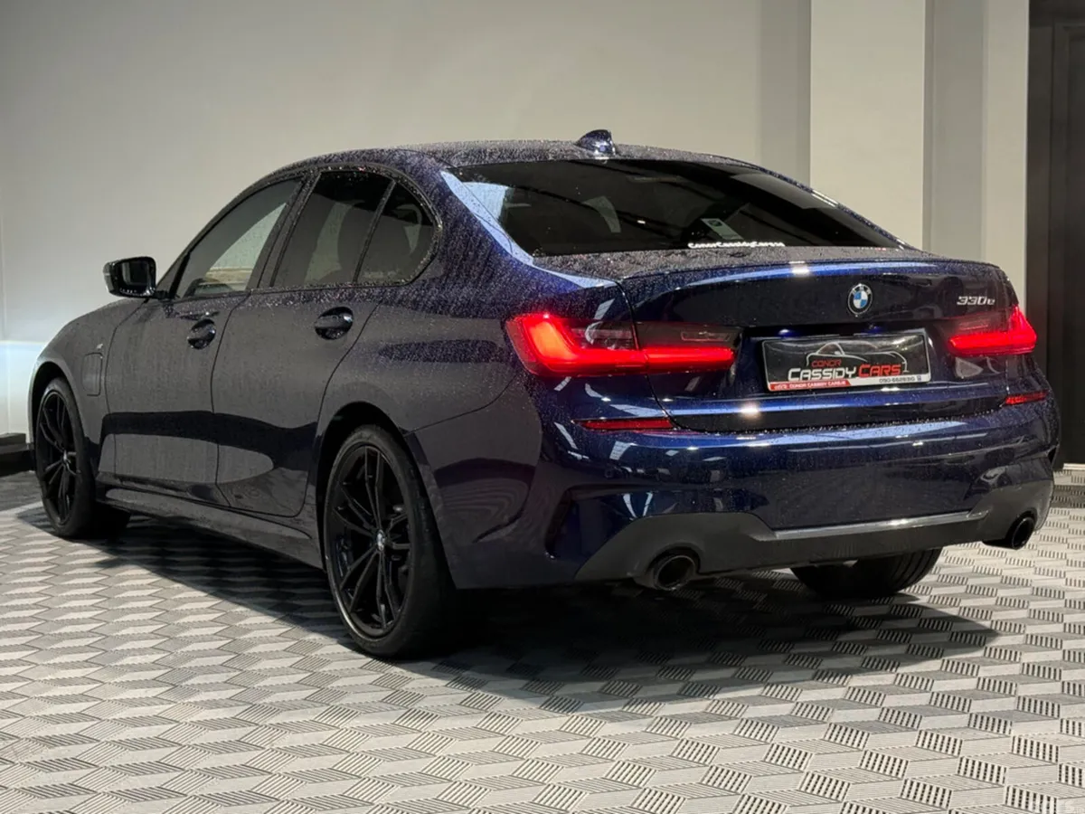 BMW 3-Series Saloon, Petrol Hybrid, 2021, Blue
