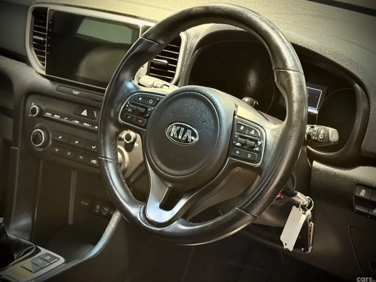 Kia Sportage SUV, Diesel, 2017, Gold