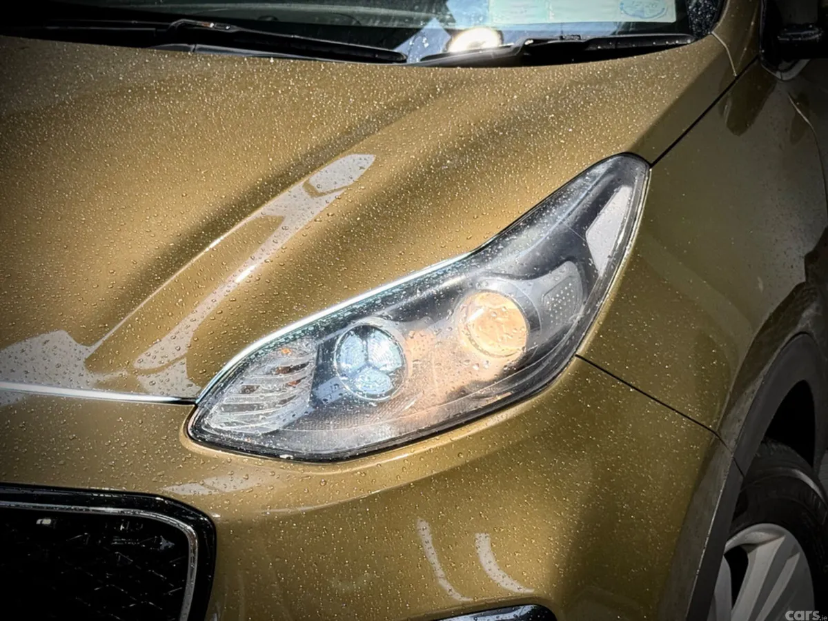 Kia Sportage SUV, Diesel, 2017, Gold