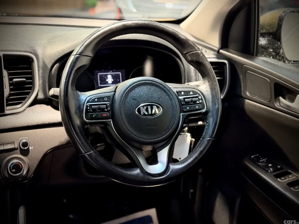 Kia Sportage SUV, Diesel, 2017, Gold