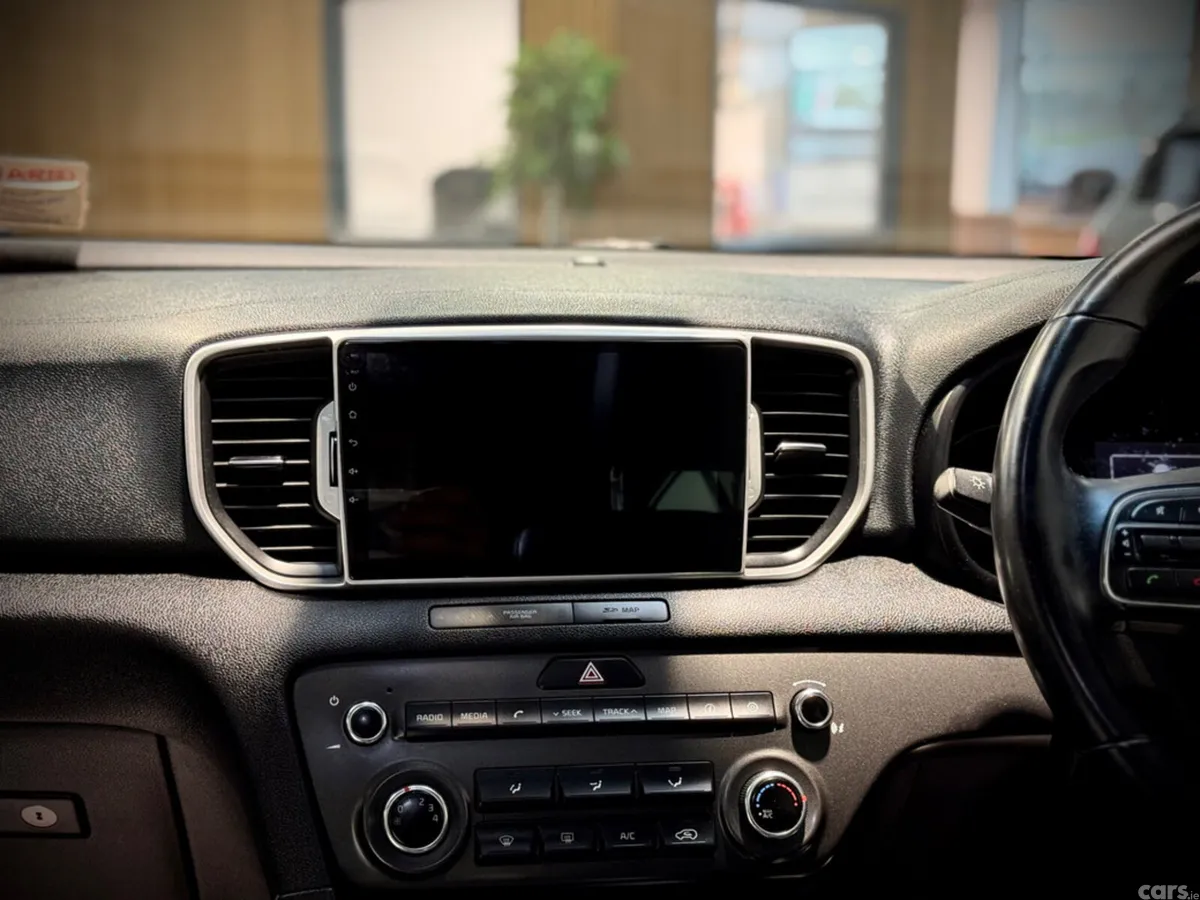 Kia Sportage SUV, Diesel, 2017, Gold