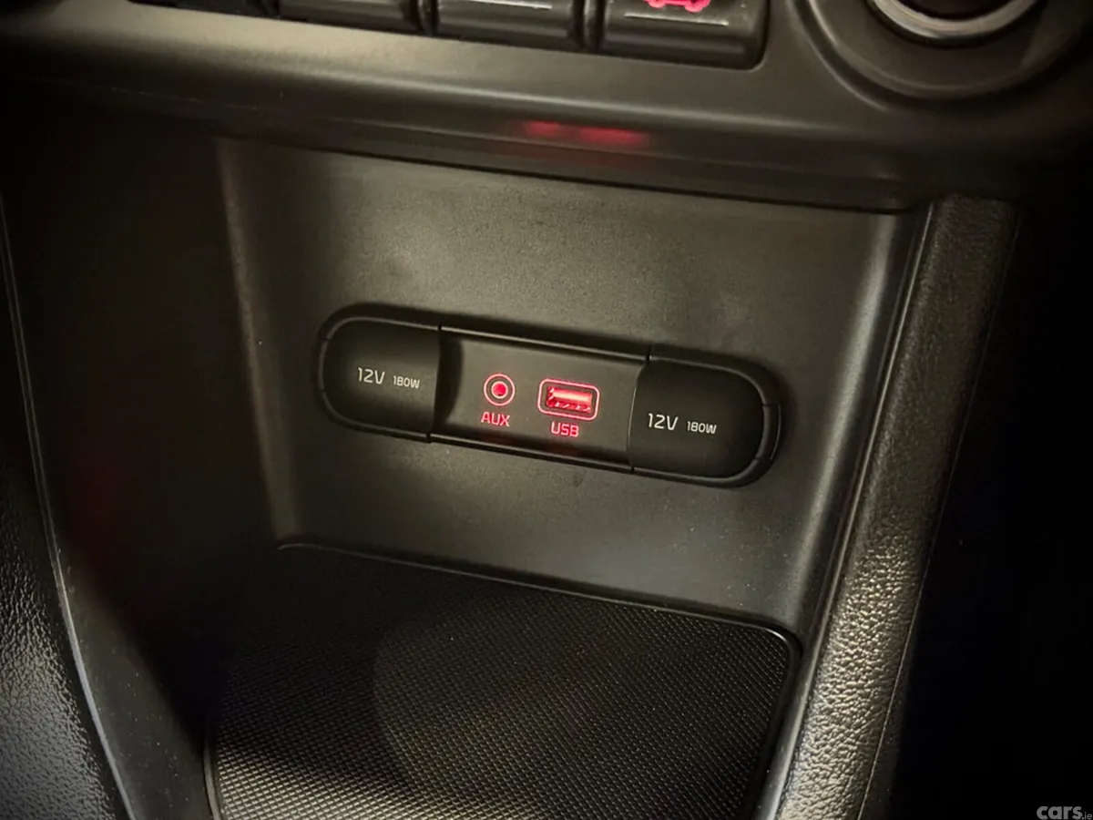 Kia Sportage SUV, Diesel, 2017, Gold