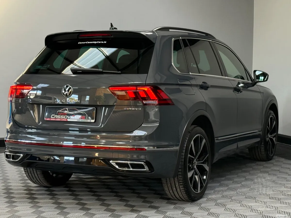 Volkswagen Tiguan Estate, Petrol Hybrid, 2023, Grey