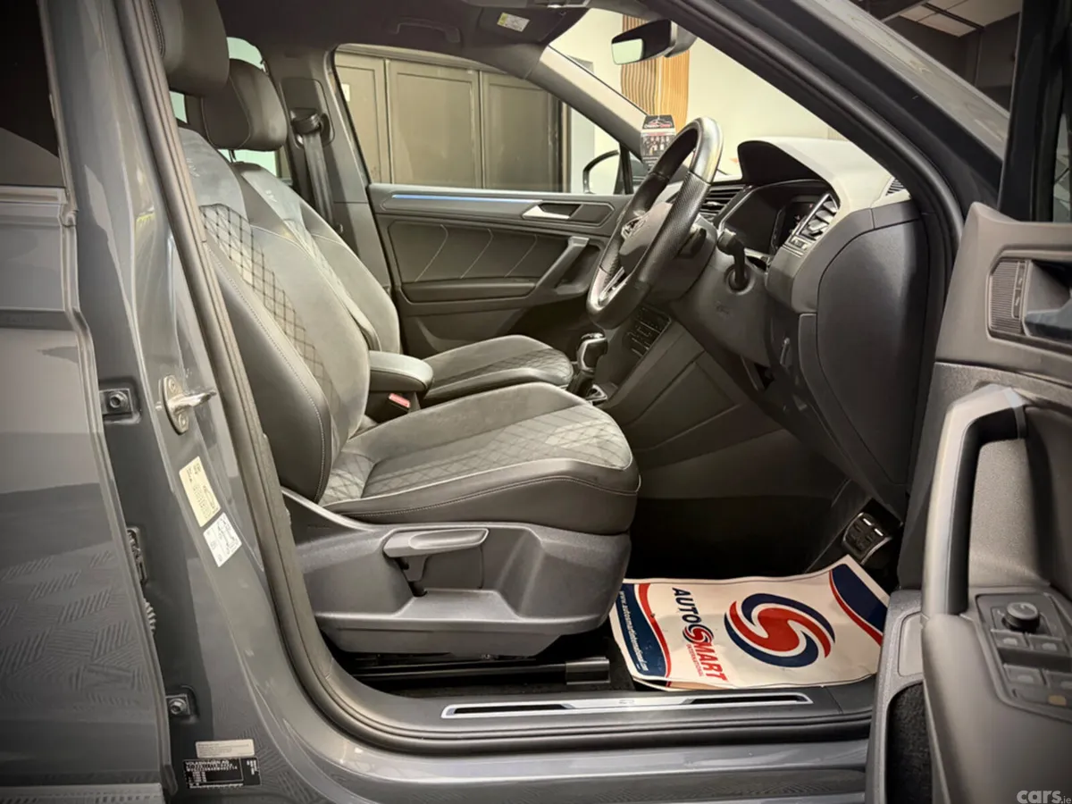 Volkswagen Tiguan Estate, Petrol Hybrid, 2023, Grey