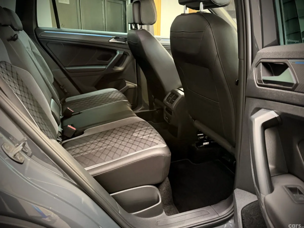 Volkswagen Tiguan Estate, Petrol Hybrid, 2023, Grey