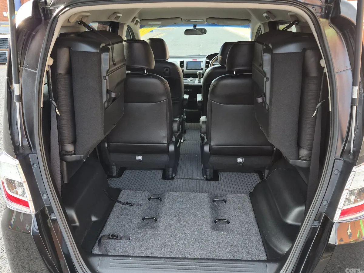 Honda Freed MPV, Petrol Hybrid, 2014, Black