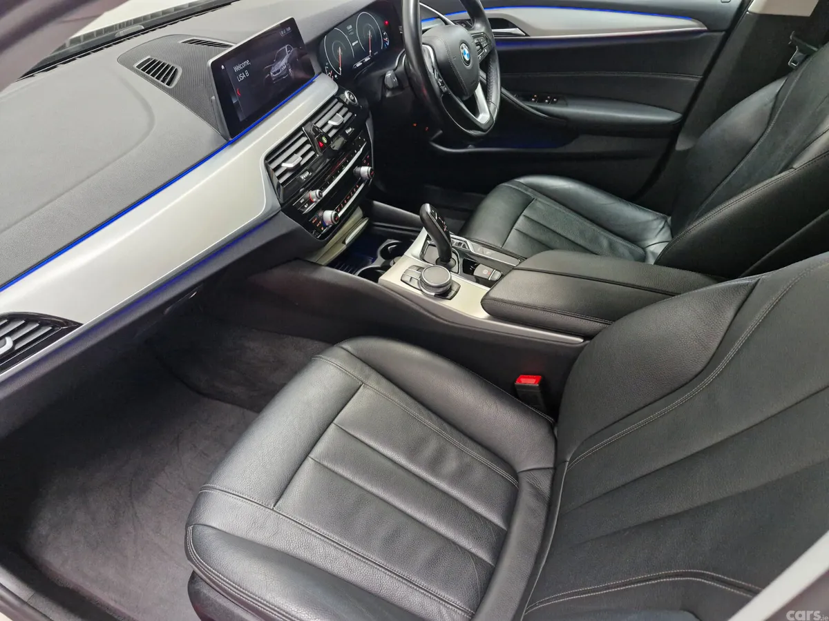 BMW 5-Series Saloon, Petrol Plug-in Hybrid, 2019, Silver