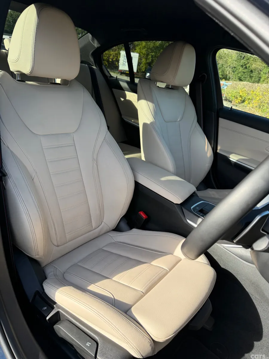 BMW 3-Series Saloon, Petrol Plug-in Hybrid, 2026, Blue