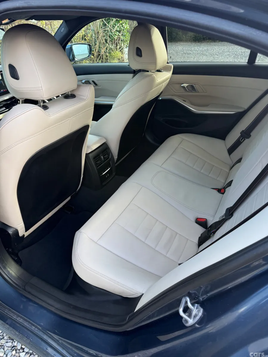 BMW 3-Series Saloon, Petrol Plug-in Hybrid, 2026, Blue