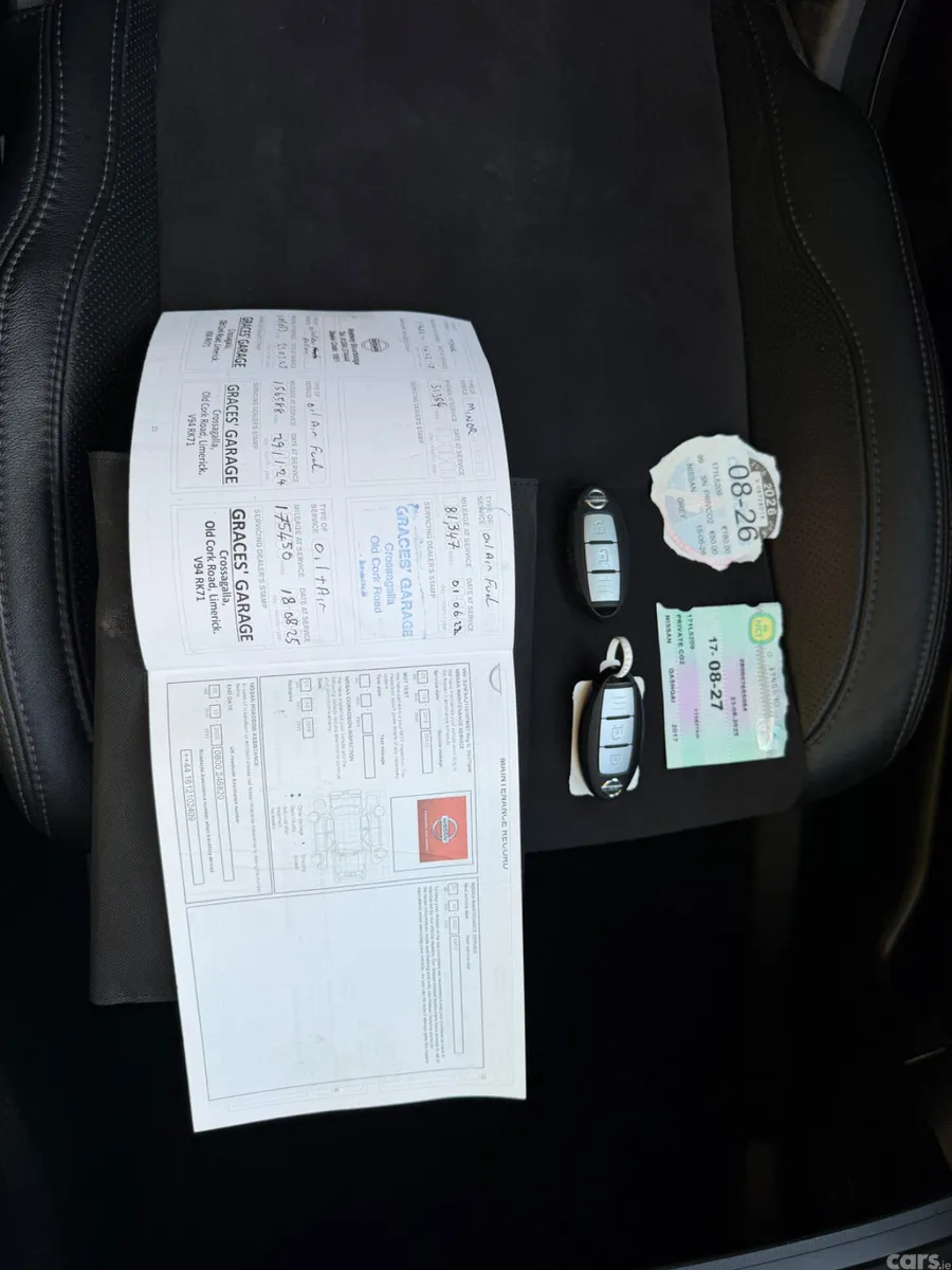 Nissan Qashqai SUV, Diesel, 2017, Grey