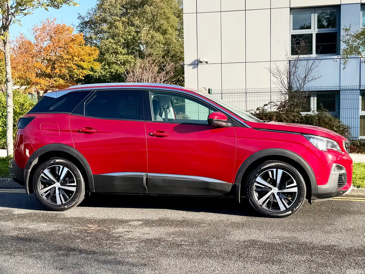 Peugeot 3008 MPV, Diesel, 2020, Red