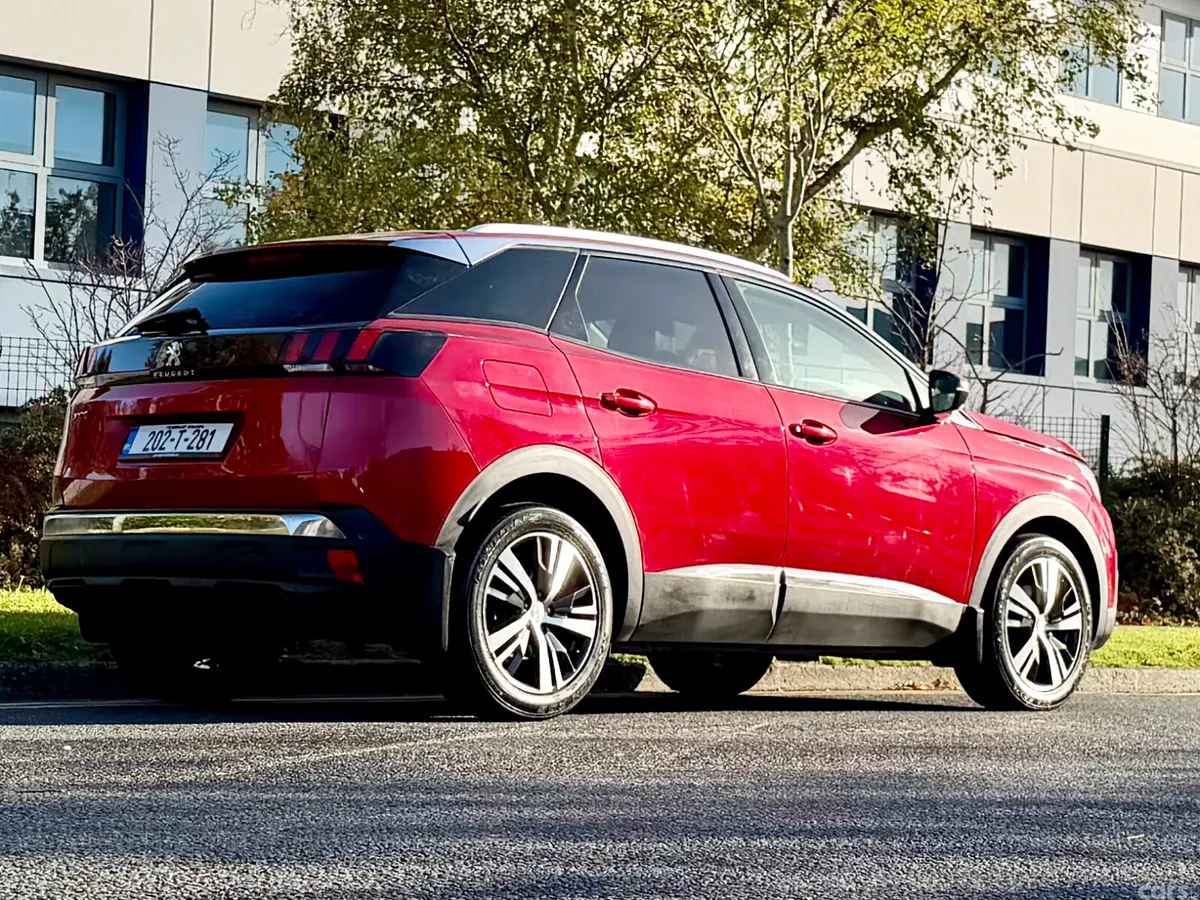 Peugeot 3008 MPV, Diesel, 2020, Red