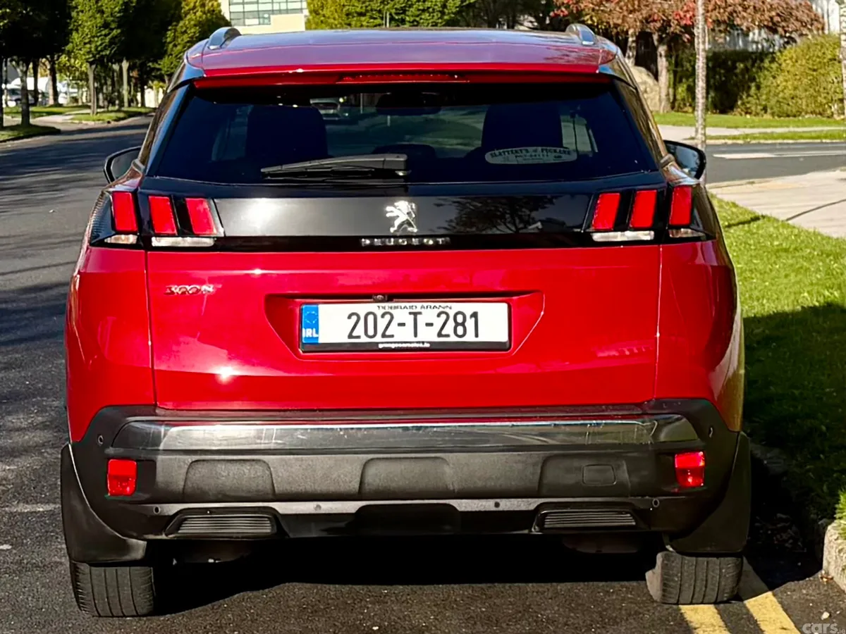 Peugeot 3008 MPV, Diesel, 2020, Red