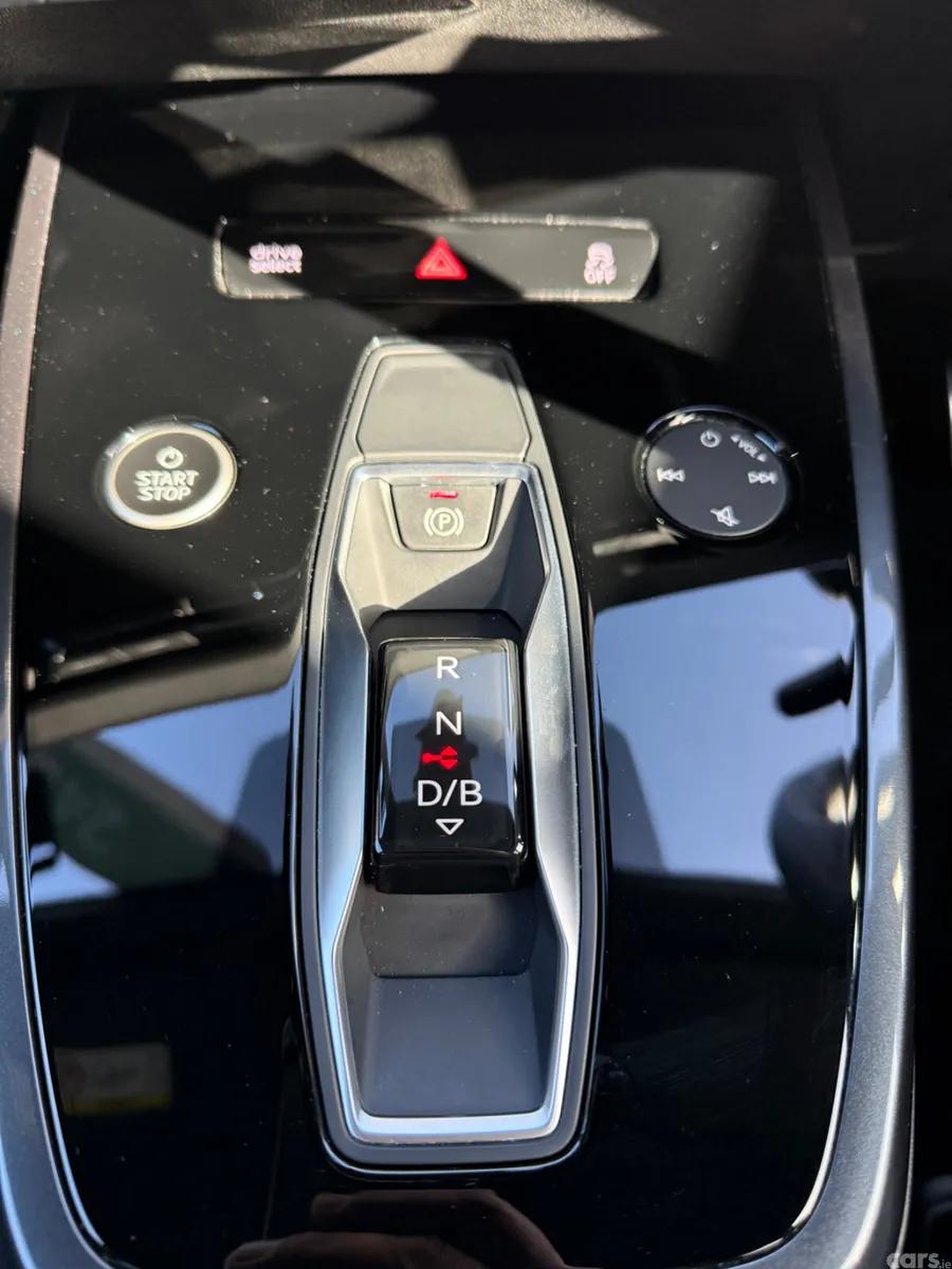 Audi e-tron Estate, Electric, 2023, White