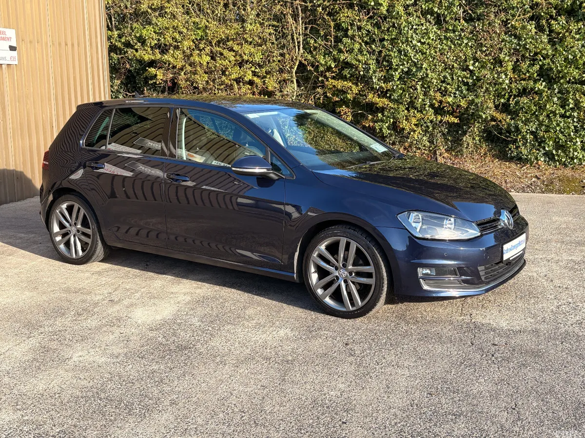 Volkswagen Golf Estate, Petrol, 2017, Blue