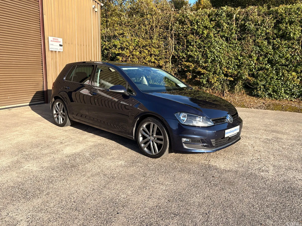 Volkswagen Golf Estate, Petrol, 2017, Blue
