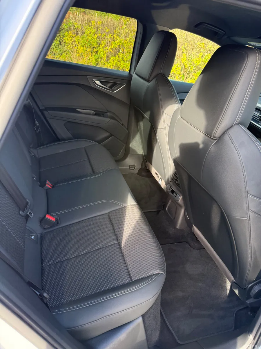 Audi e-tron Estate, Electric, 2023, White
