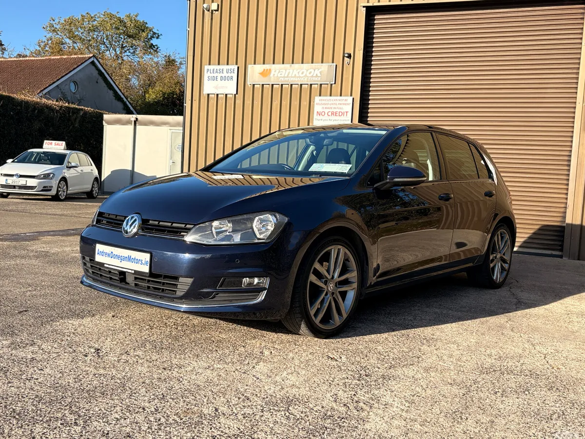 Volkswagen Golf Estate, Petrol, 2017, Blue
