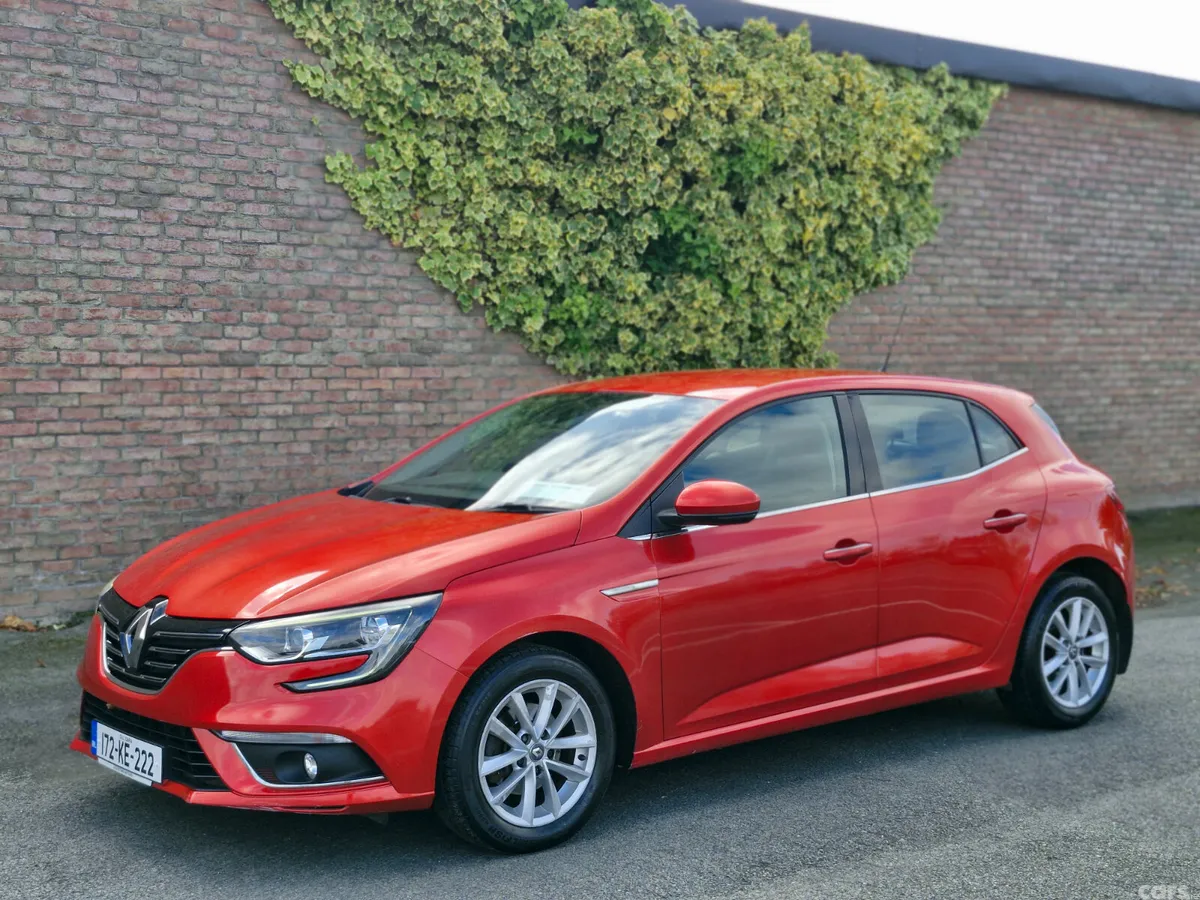Renault Megane Hatchback, Diesel, 2017, Red
