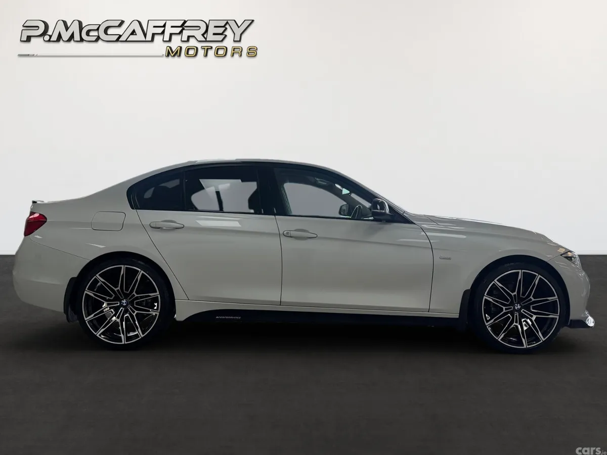 BMW 3-Series Saloon, Diesel, 2017, White