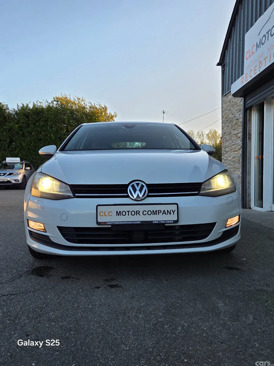 Volkswagen Golf Hatchback, Petrol, 2017, White