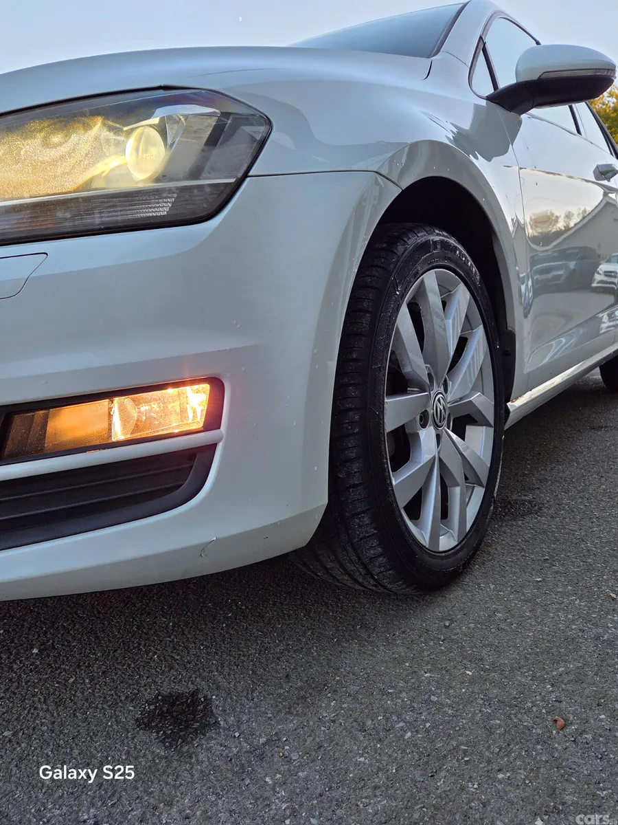 Volkswagen Golf Hatchback, Petrol, 2017, White