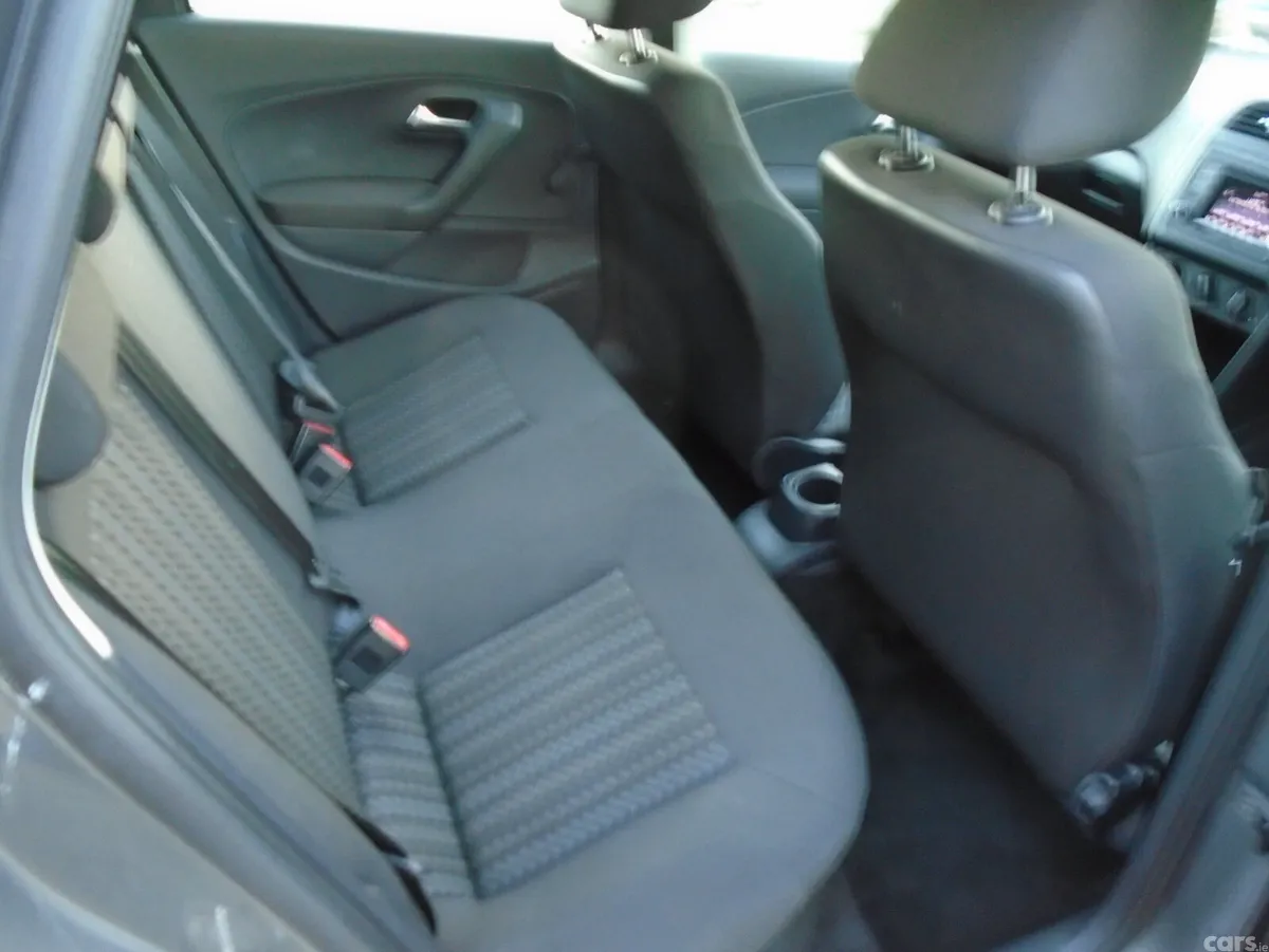 Volkswagen Polo Hatchback, Petrol, 2015, Grey