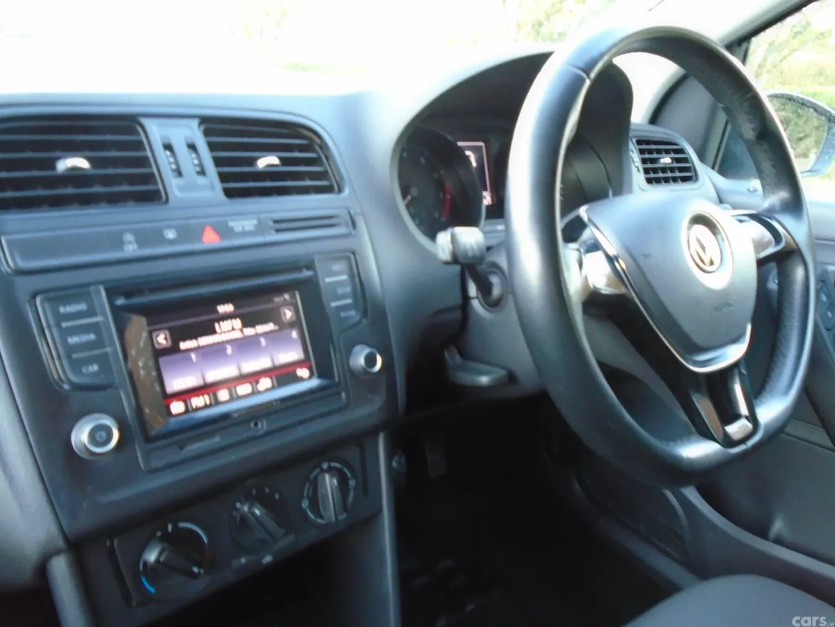 Volkswagen Polo Hatchback, Petrol, 2015, Grey