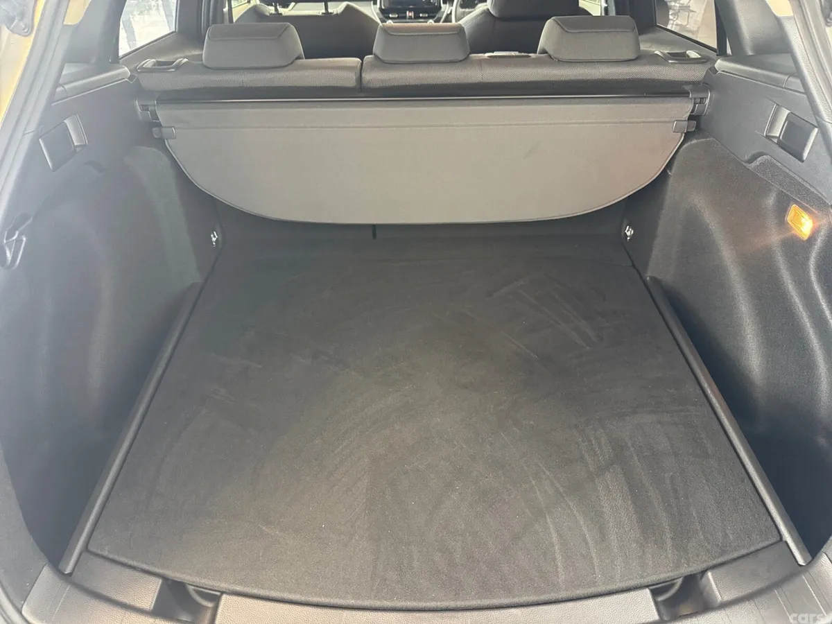 Toyota Corolla Estate, Petrol Hybrid, 2023, Silver