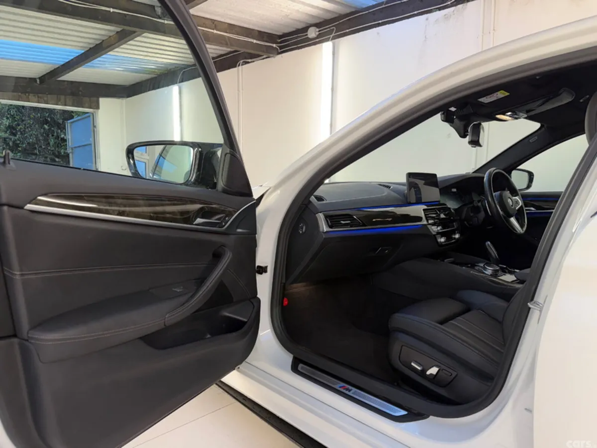 BMW 5-Series Saloon, Diesel, 2021, White