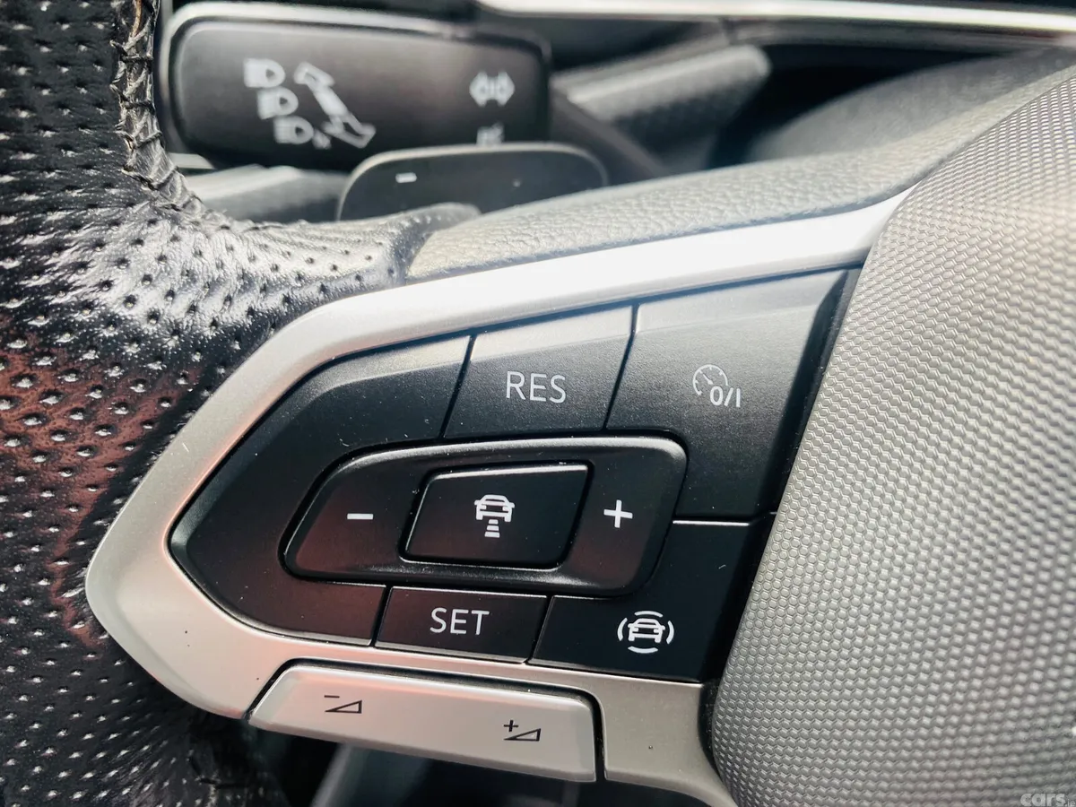 Volkswagen T-Cross Hatchback, Petrol, 2021, Blue