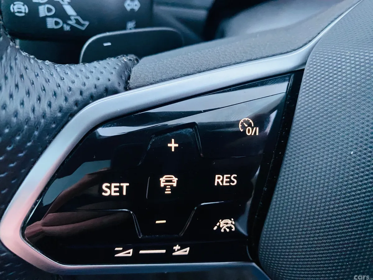 Volkswagen Arteon Saloon, Petrol, 2022, White