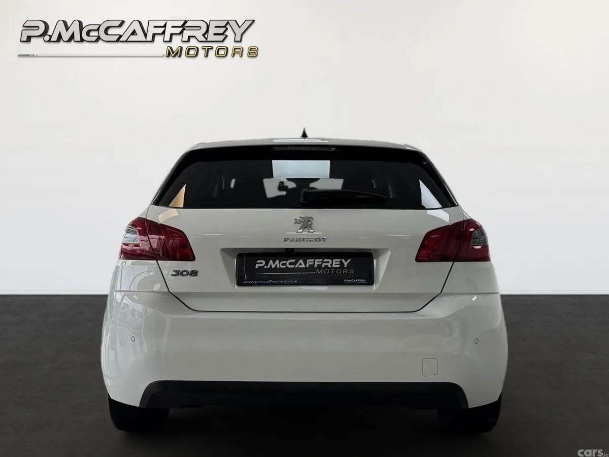 Peugeot 308 Hatchback, Diesel, 2019, White