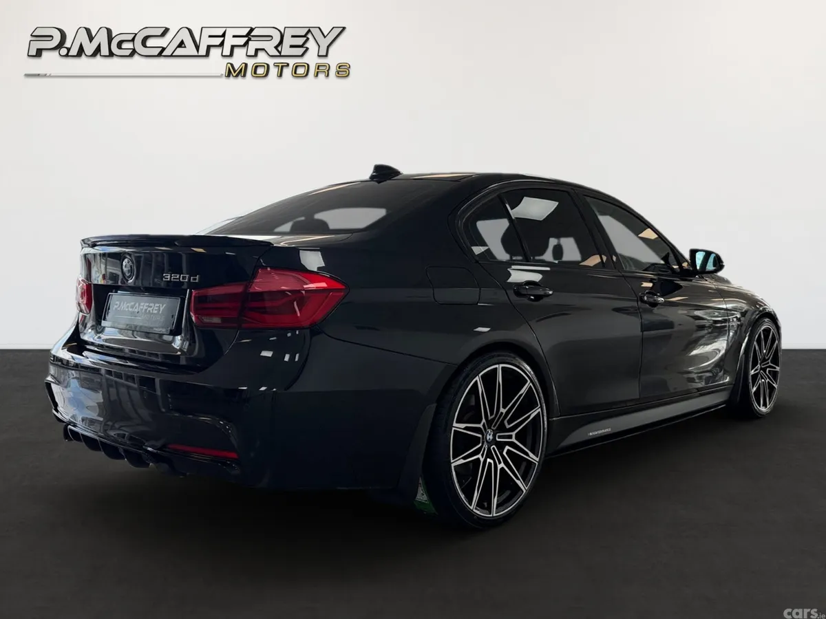 BMW 3-Series Saloon, Diesel, 2015, Black