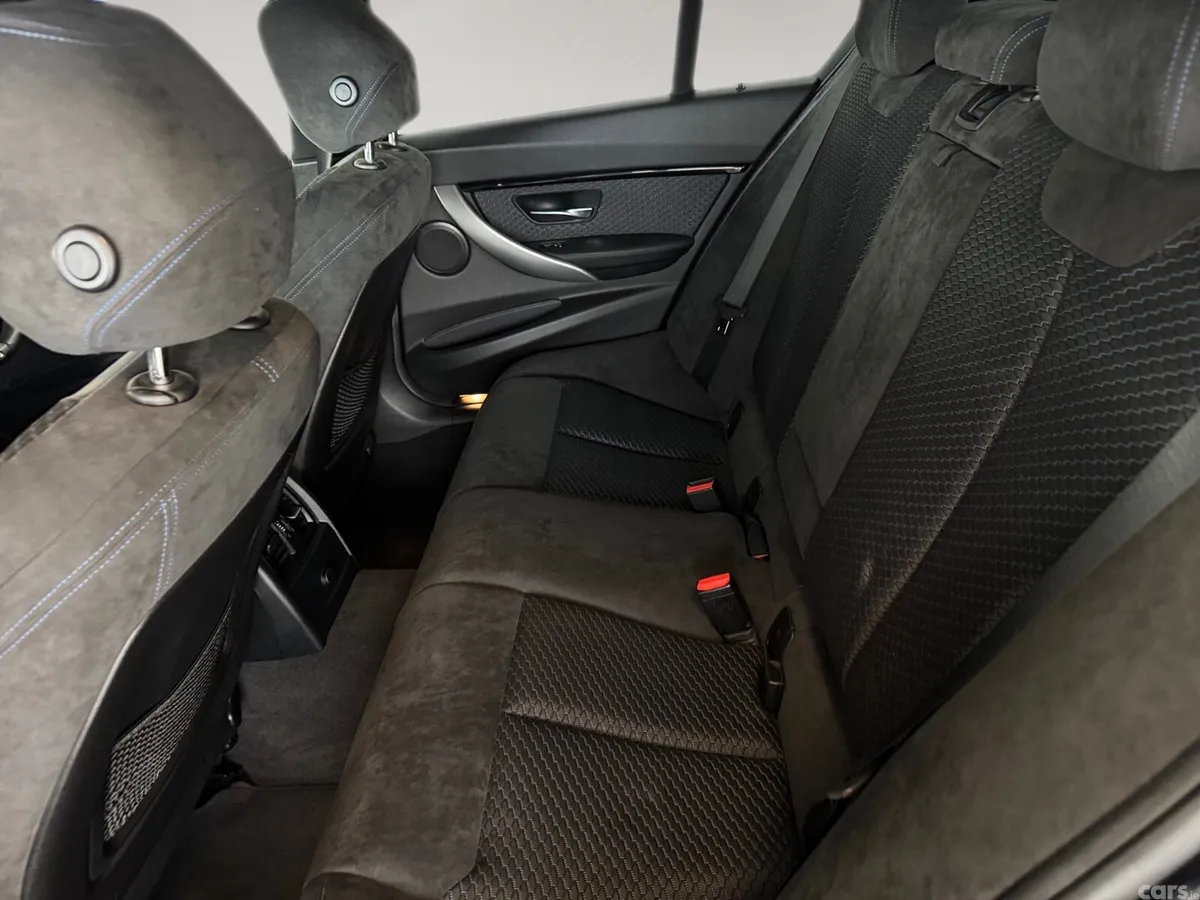 BMW 3-Series Saloon, Diesel, 2015, Black