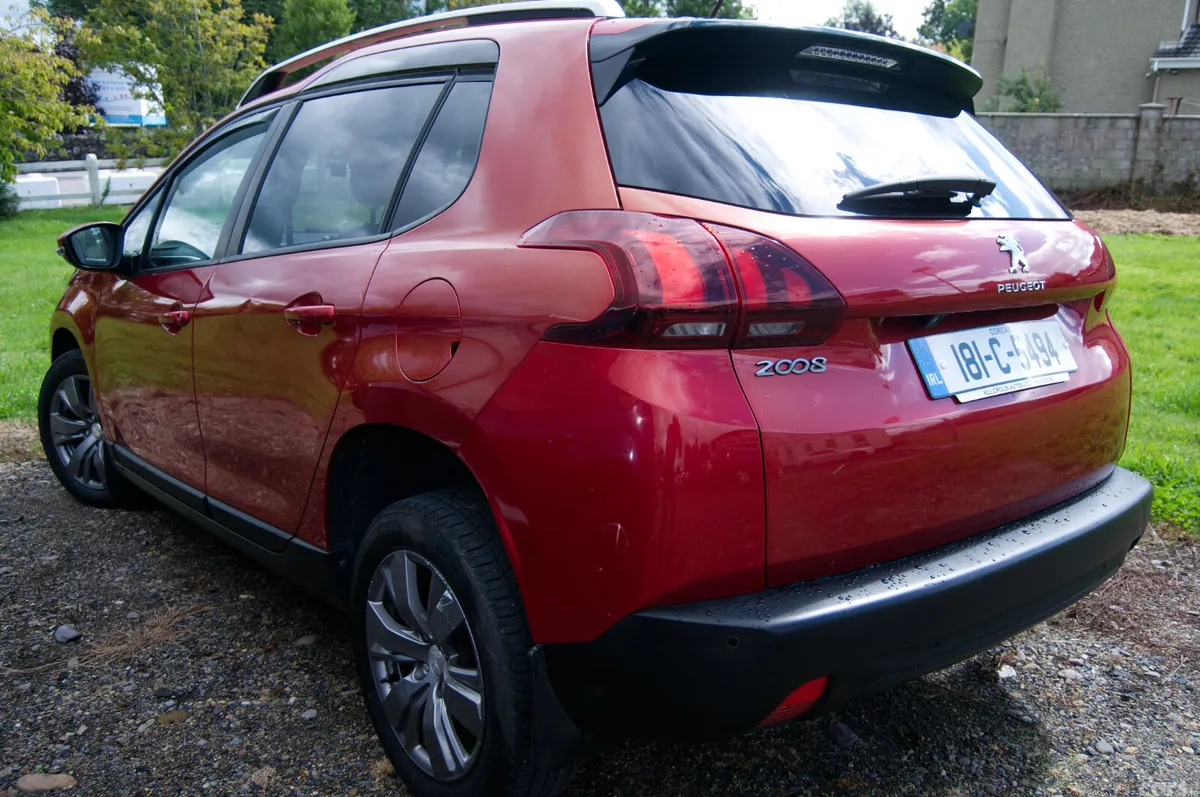 Peugeot 2008 Estate, Diesel, 2018, Red